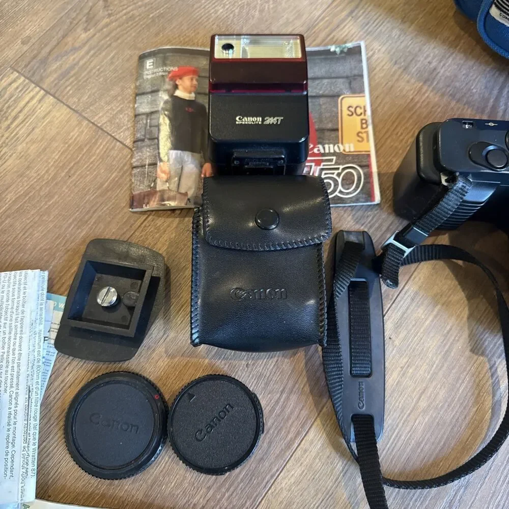CANON T50 35mm SLR CAMERA w/ CANON Lens FD 35-70mm Not Tested